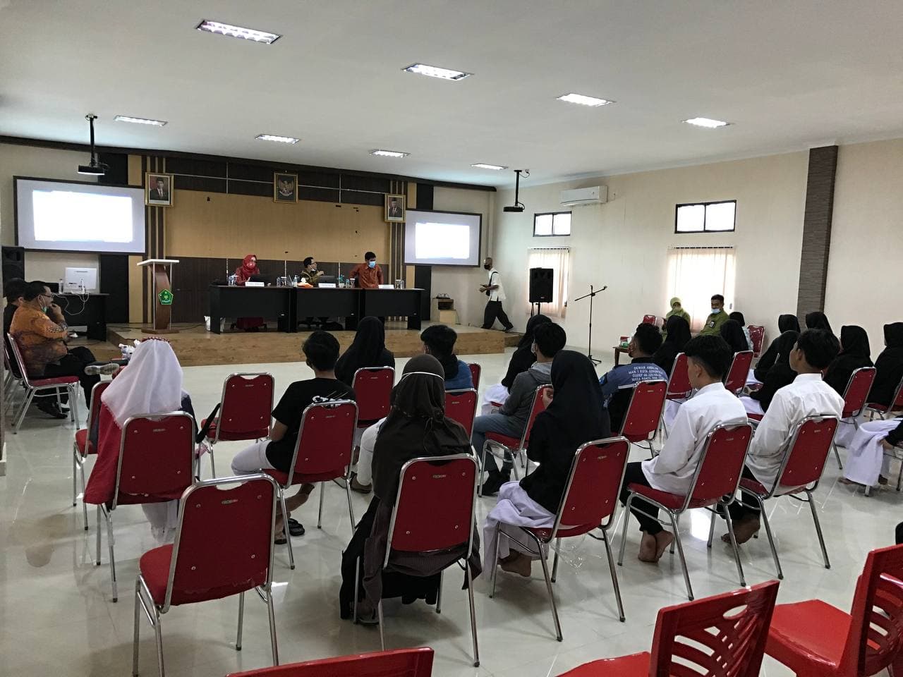 Sosialisasi di MAN IC Gorontalo, UIN Jambi Berikan Beasiswa Bagi Siswa Berprestasi