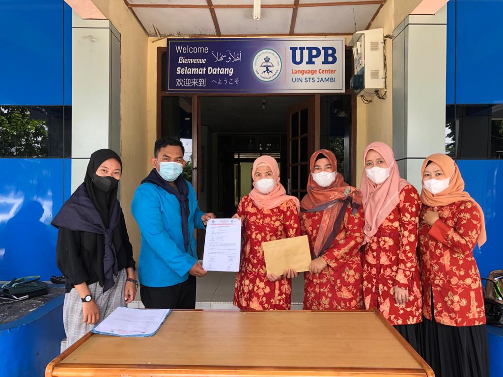 DWP Salurkan Bantuan Korban Kebakaran