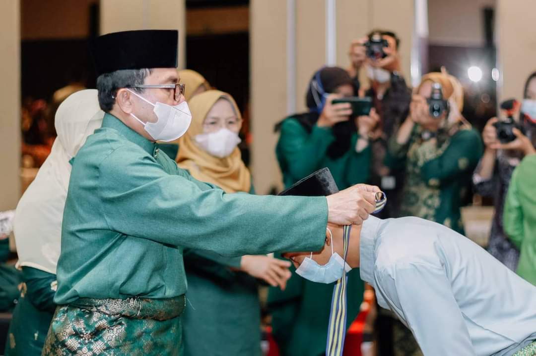 Yudisium FAH diikuti 129 Mahasiswa Yudisium FAH diikuti 129 Mahasiswa
