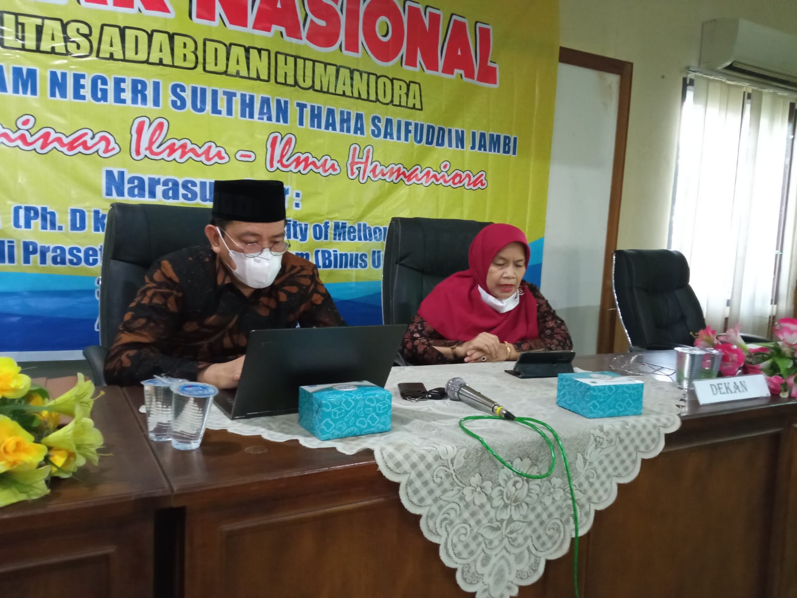 Fakultas Adab dan Humaniora Gelar Seminar Fakultas Adab dan Humaniora Gelar Seminar