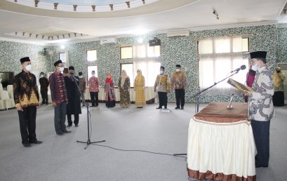 Rektor Lantik 2 Kepala Pusat