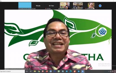 Rektor Hadiri Wisuda IAI Tebo