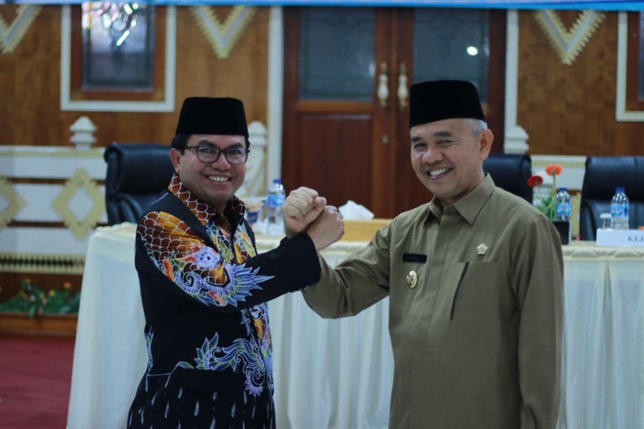 UIN Jambi Tandatangani MoU Dengan Kabupaten Kerinci UIN Jambi Tandatangani MoU Dengan Kabupaten Kerinci