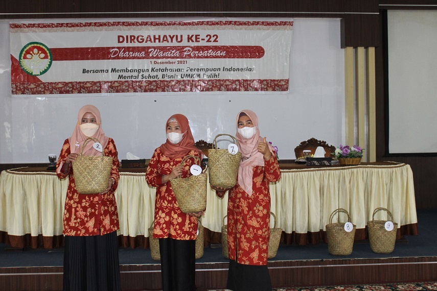 Meriahkan HUT ke-22, DWP UIN Jambi Gelar Lomba Meriahkan HUT ke-22, DWP UIN Jambi Gelar Lomba