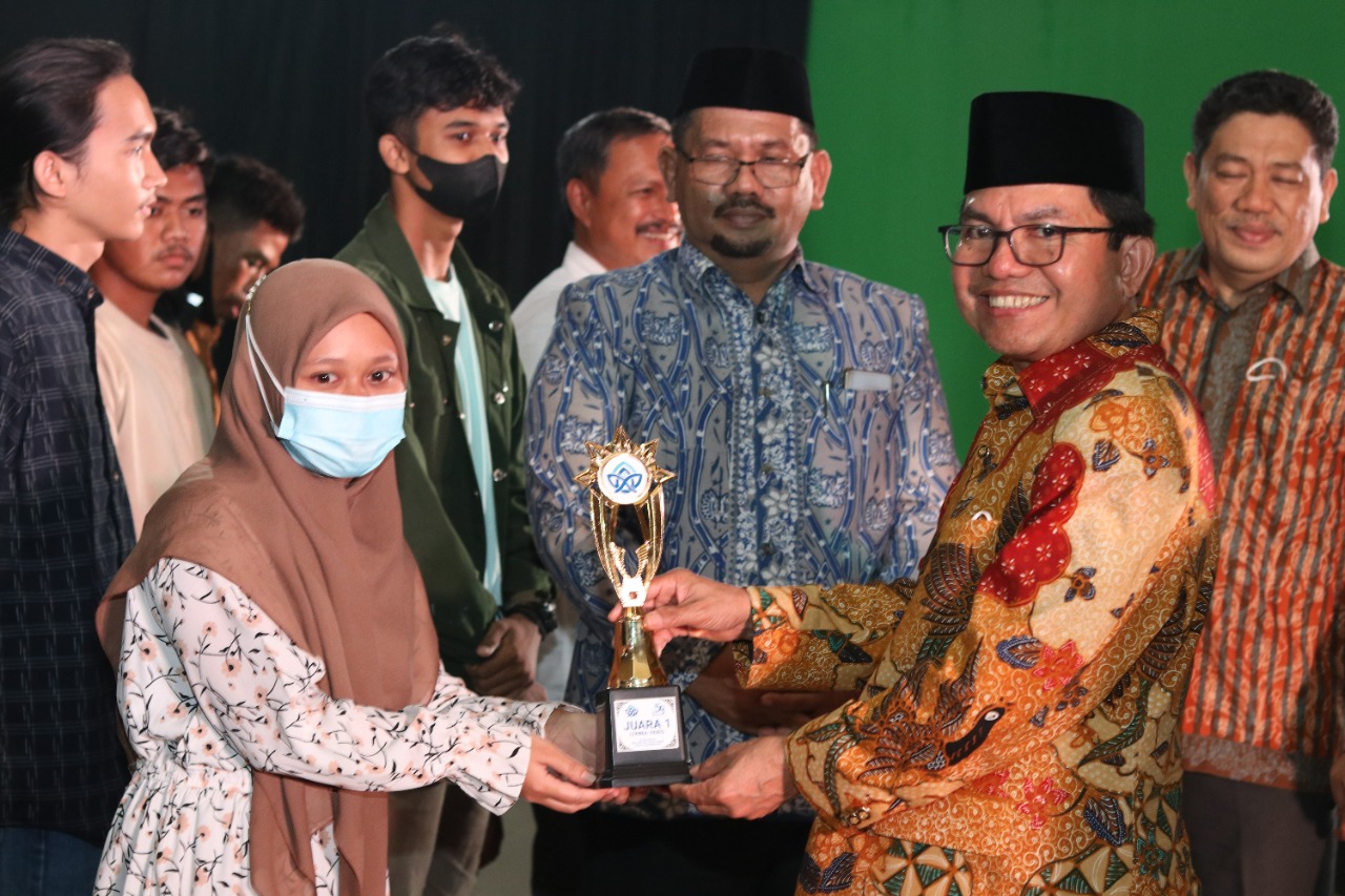 Puncak Dies Natalis Ke-54 Berlangsung Meriah Puncak Dies Natalis Ke-54 Berlangsung Meriah