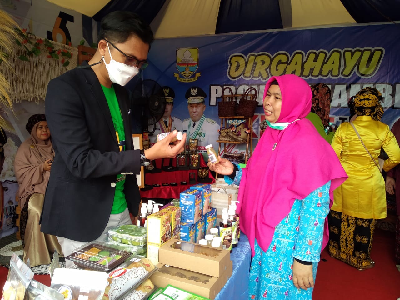 Prodi Kimia Meriahkan Pameran HUT Provinsi Jambi Prodi Kimia Meriahkan Pameran HUT Provinsi Jambi
