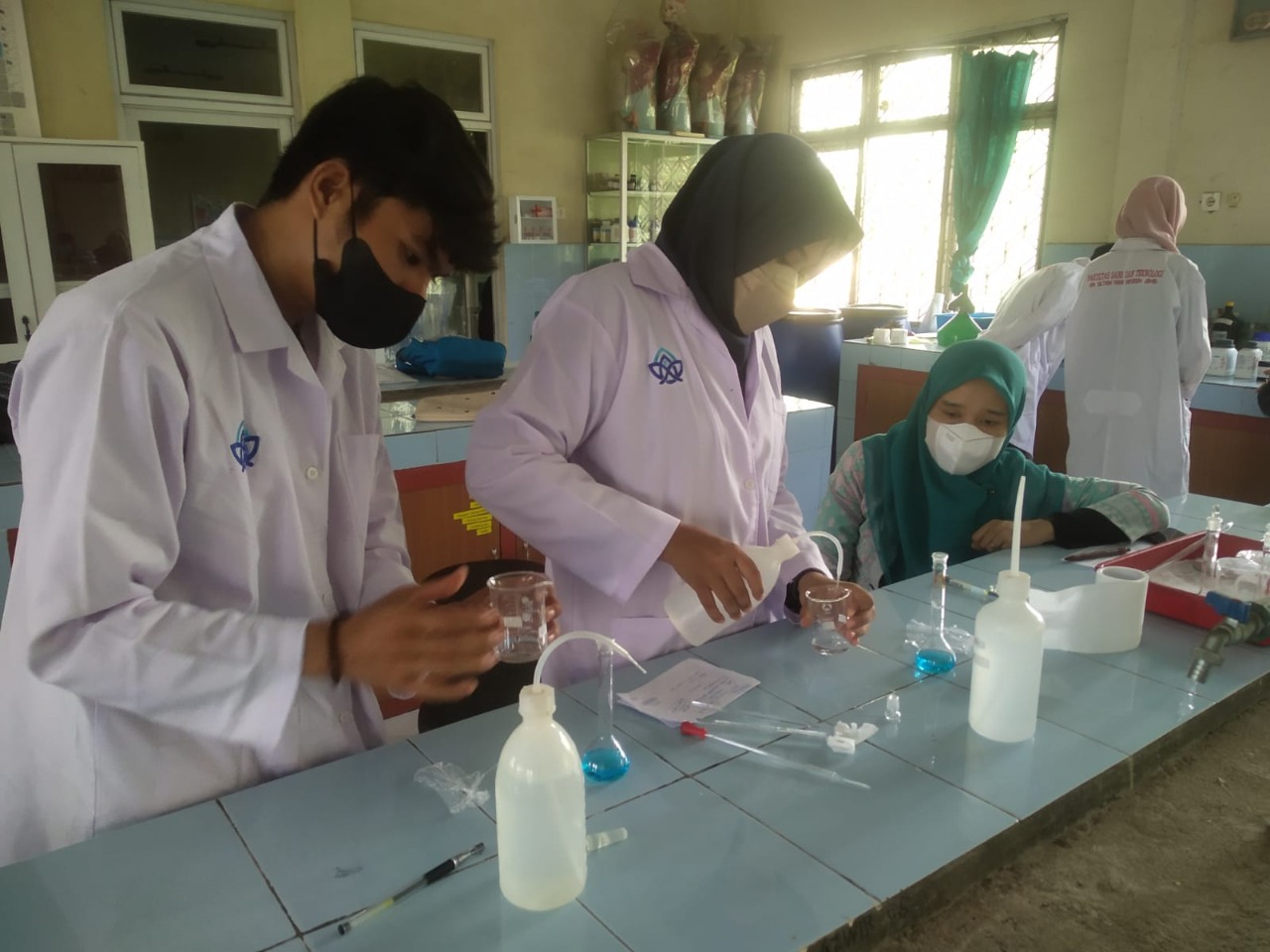 Prodi Kimia Sukses Gelar Scientific Forum Ke-11