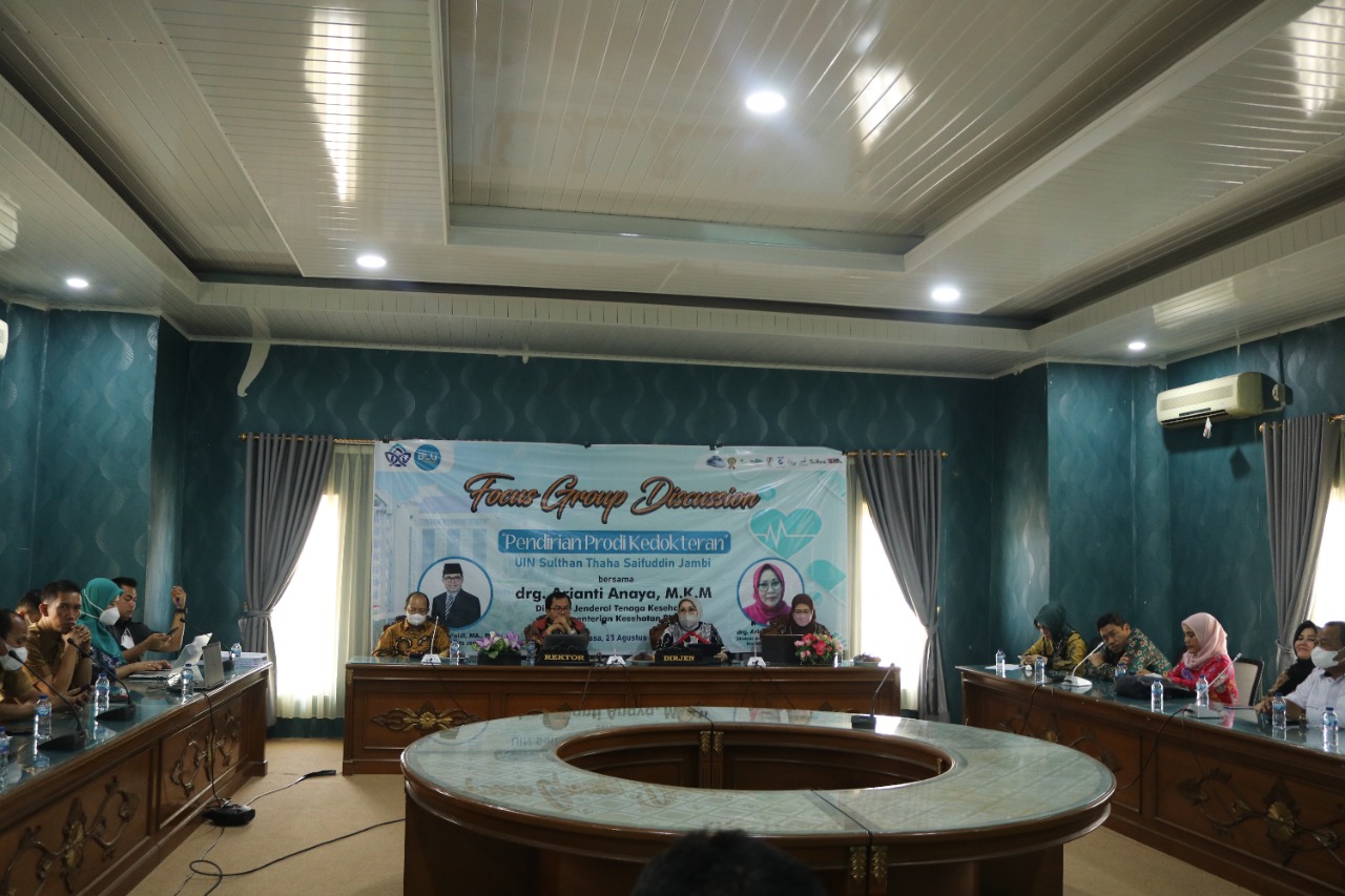 Dirjen Kementerian Kesehatan RI sebut Rektor UIN STS Jambi Prof. Dr. H. Su’aidi MA Ph.D Luarbiasa di acara FGDS Dirjen Kementerian Kesehatan RI sebut Rektor UIN STS Jambi Prof. Dr. H. Su’aidi MA Ph.D Luarbiasa di acara FGDS
