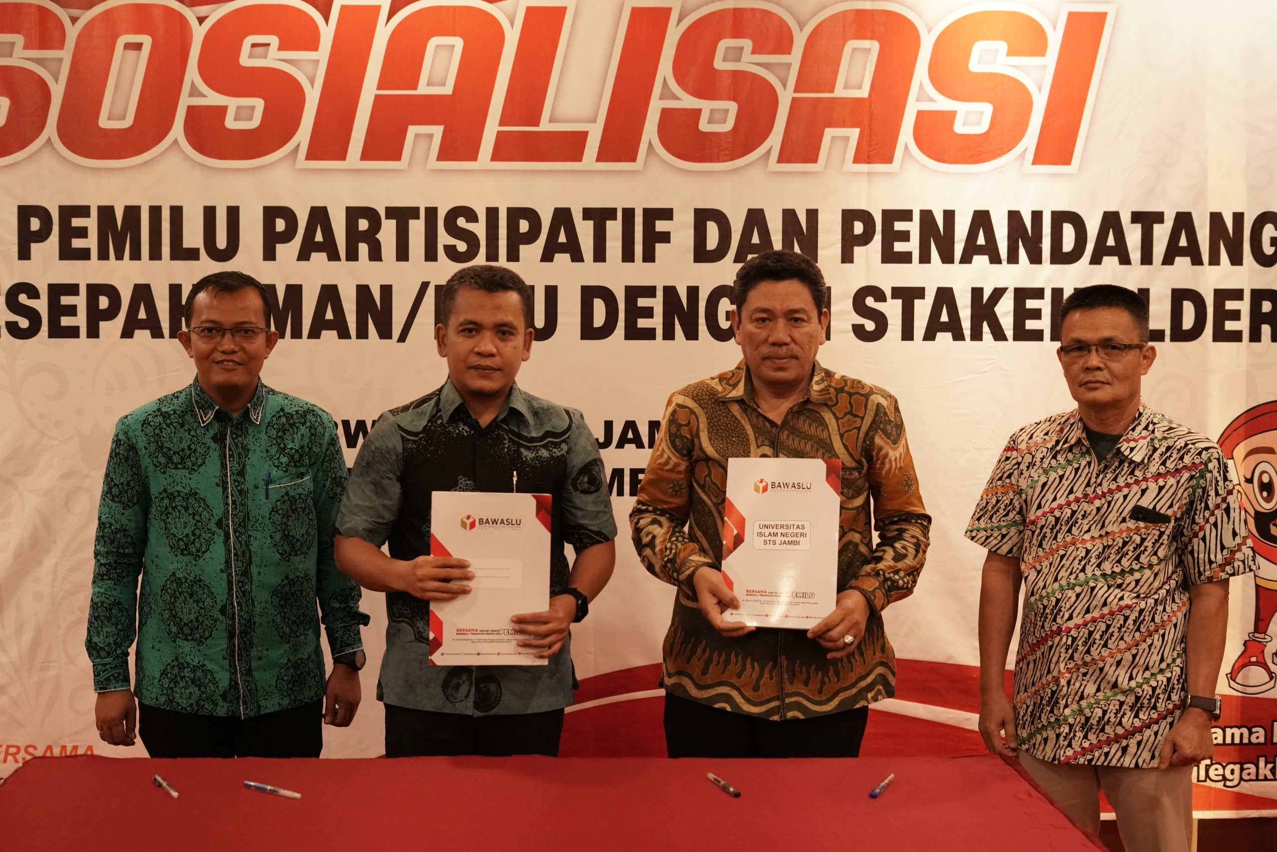 Dukung Kesuksesan PEMILU Serentak 2024, UIN SUTHA Jambi lakukan MoU dengan BAWASLU Provinsi Jambi