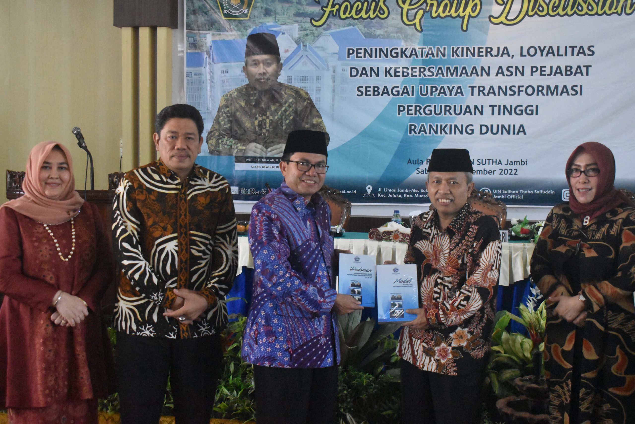 Sekjen Kemenag RI Apresiasi Kinerja Rektor UIN Jambi Sekjen Kemenag RI Apresiasi Kinerja Rektor UIN Jambi