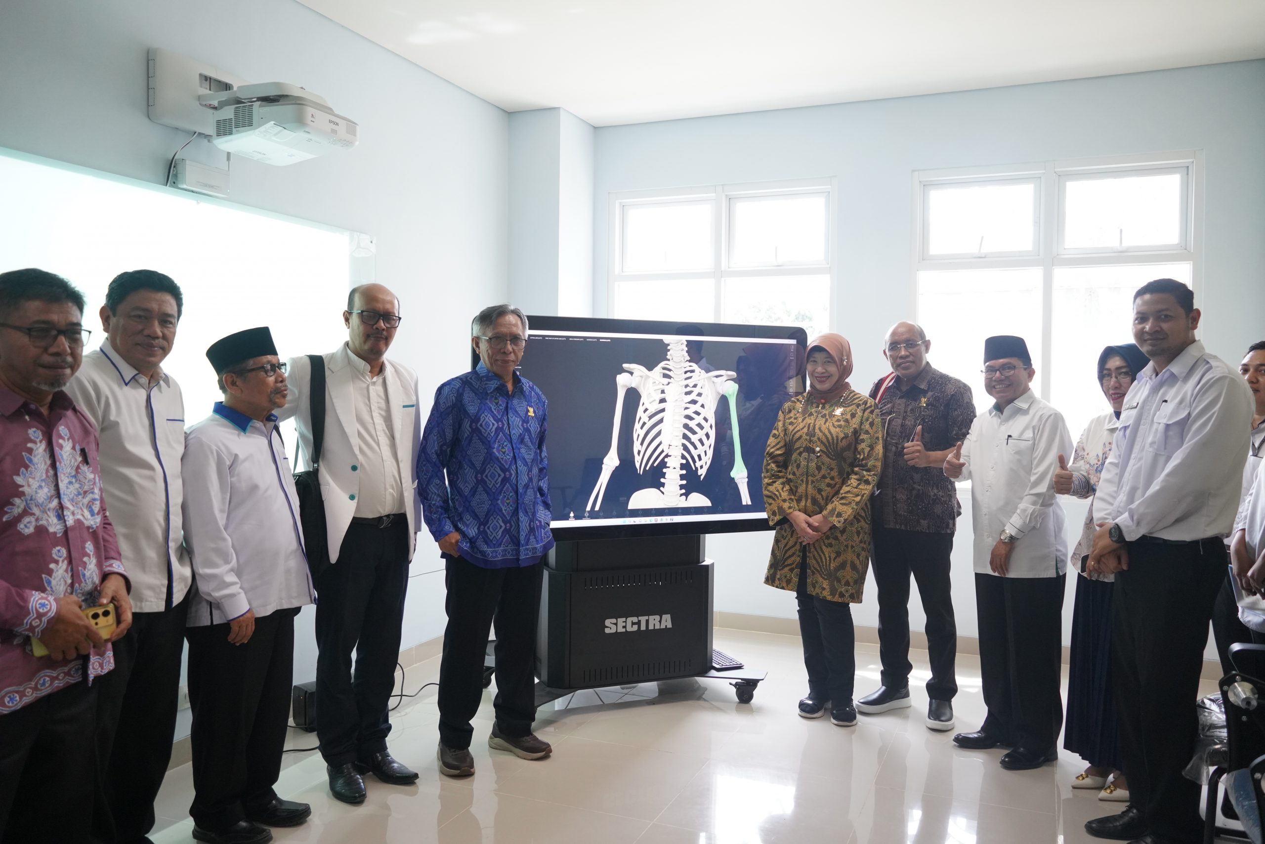 Selangkah Lebih Dekat, Fakultas Kedokteran UIN Jambi Hadir! Selangkah Lebih Dekat, Fakultas Kedokteran UIN Jambi Hadir!