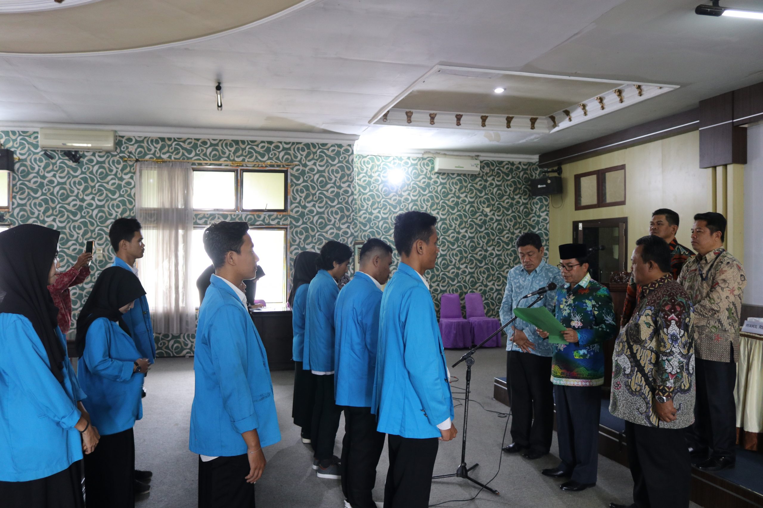 Rektor Lantik BPH Senat Mahasiswa UIN Jambi
