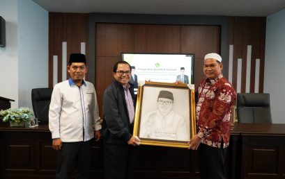 Kopertais Wilayah XIII Serahkan 18 Sertifikat Pendidik pada Dosen PTKIS