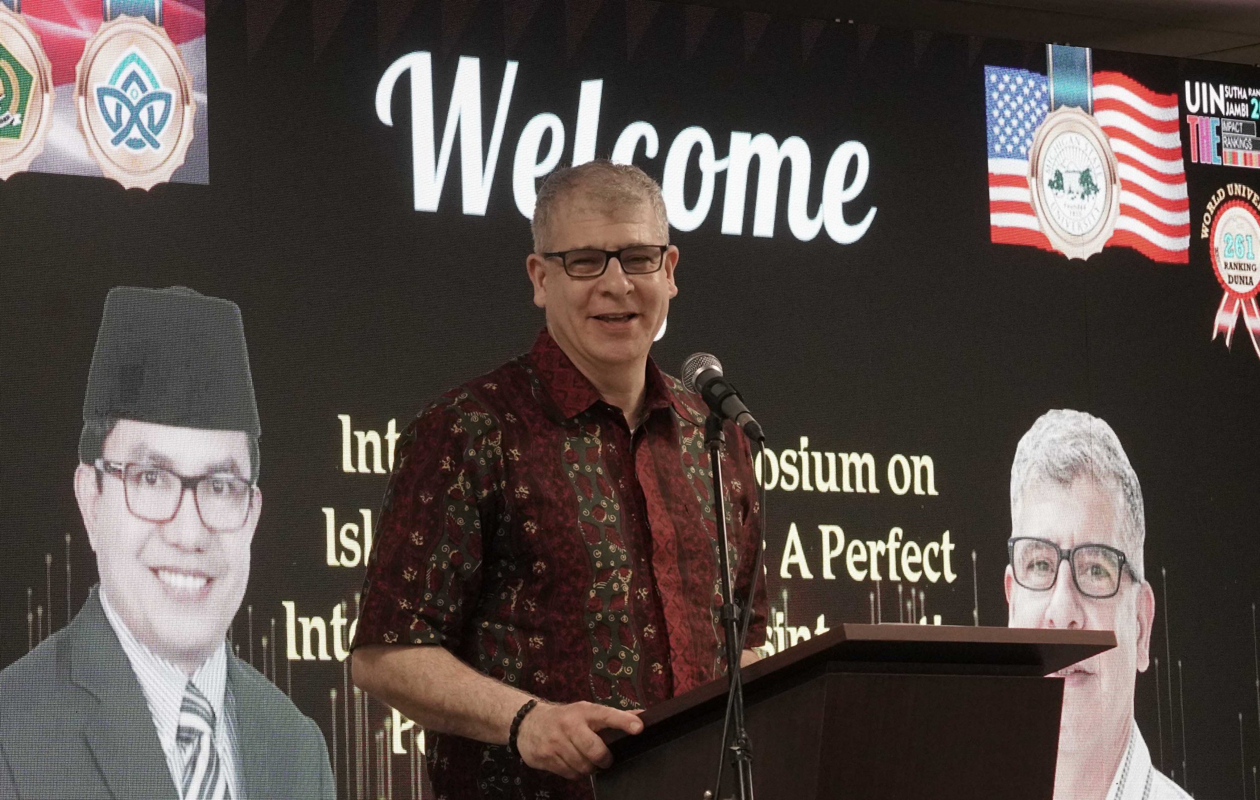 Prof. Salah Hassan: Transintegrasi Ilmu adalah Ide yang Luar Biasa