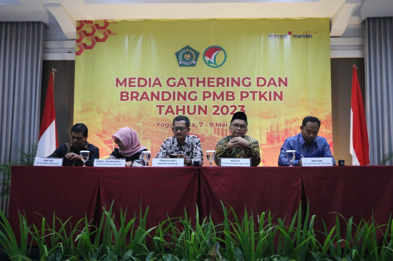 Media Gathering dan Branding PMB PTKIN Harus Kampanyekan Keunggulan Kampus melalui Sosial Media yang dimiliki, Menarik Minat Mahasiswa Baru.