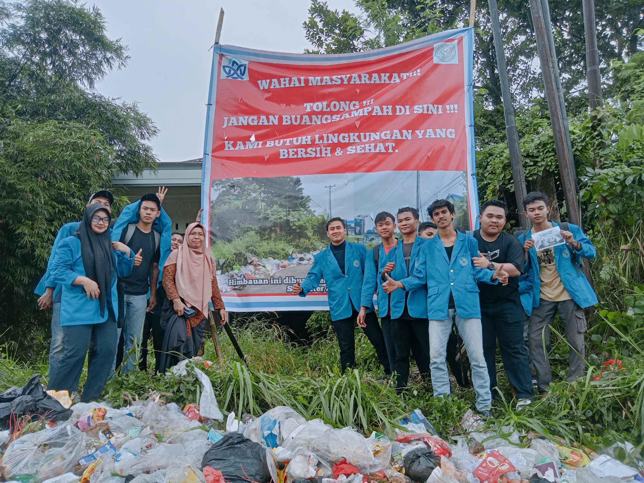 100 Mahasiswa IP UIN Jambi ajak Masyarakat sadar Kebersihan Lingkungan