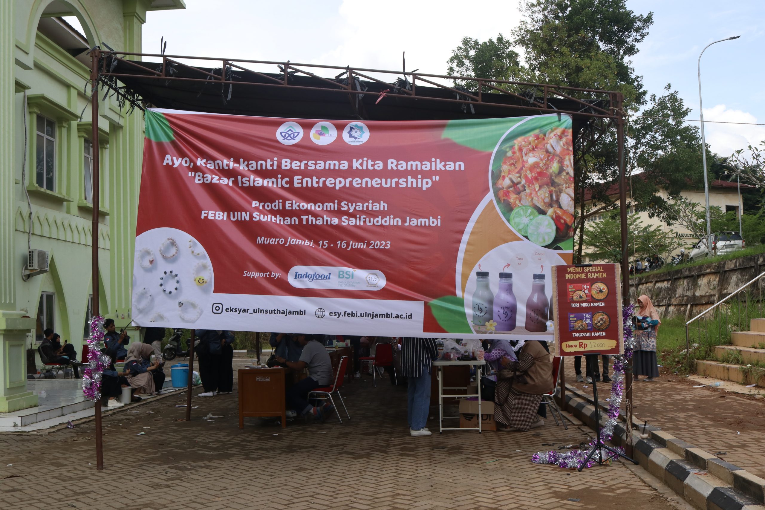FEBI UIN Jambi Adakan Bazar Islamic Enterpreneurship