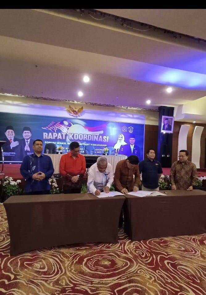 UIN Jambi Tanda Tangan MoU dengan UNIMAS dan UITM Malaysia