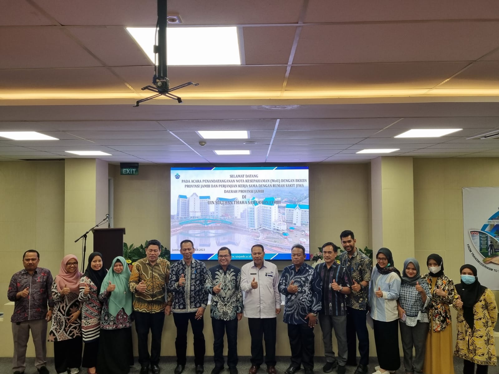 UIN Jambi Tandatangani MoU Dengan BKKBN dan Rumah Sakit Jiwa Provinsi Jambi Jelang Pembukaan Prodi Kedokteran UIN Jambi Tandatangani MoU Dengan BKKBN dan Rumah Sakit Jiwa Provinsi Jambi Jelang Pembukaan Prodi Kedokteran