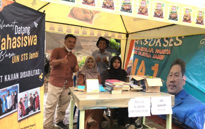 Volunteer Puska Disabilitas UIN Jambi Deklarasikan Anti Diskriminasi dan Kekerasan terhadap Difabel bersama Mahasiswa Baru