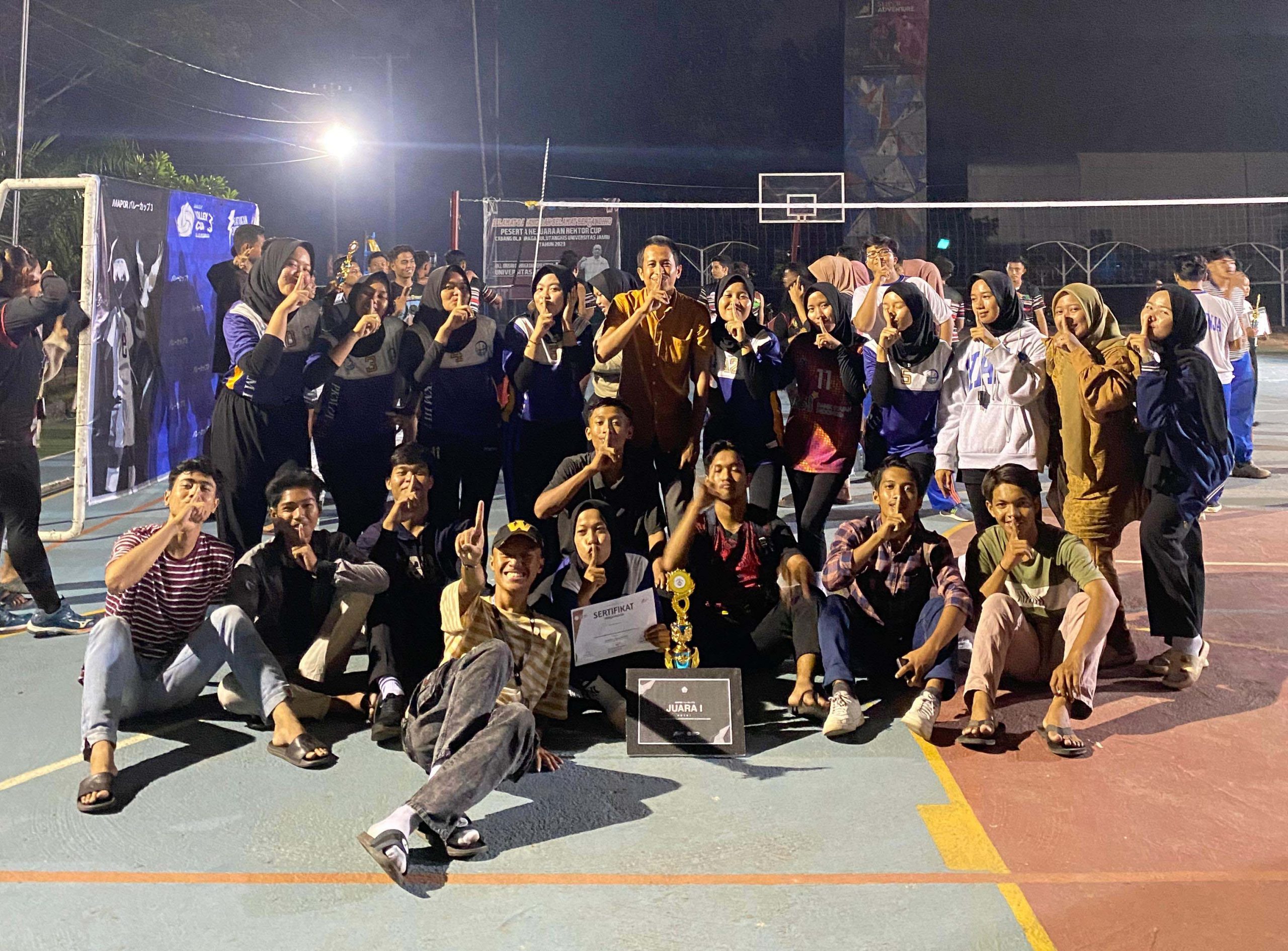 Tim Voli UIN Jambi Juarai Turnamen Voli IMAPOR Universitas Jambi
