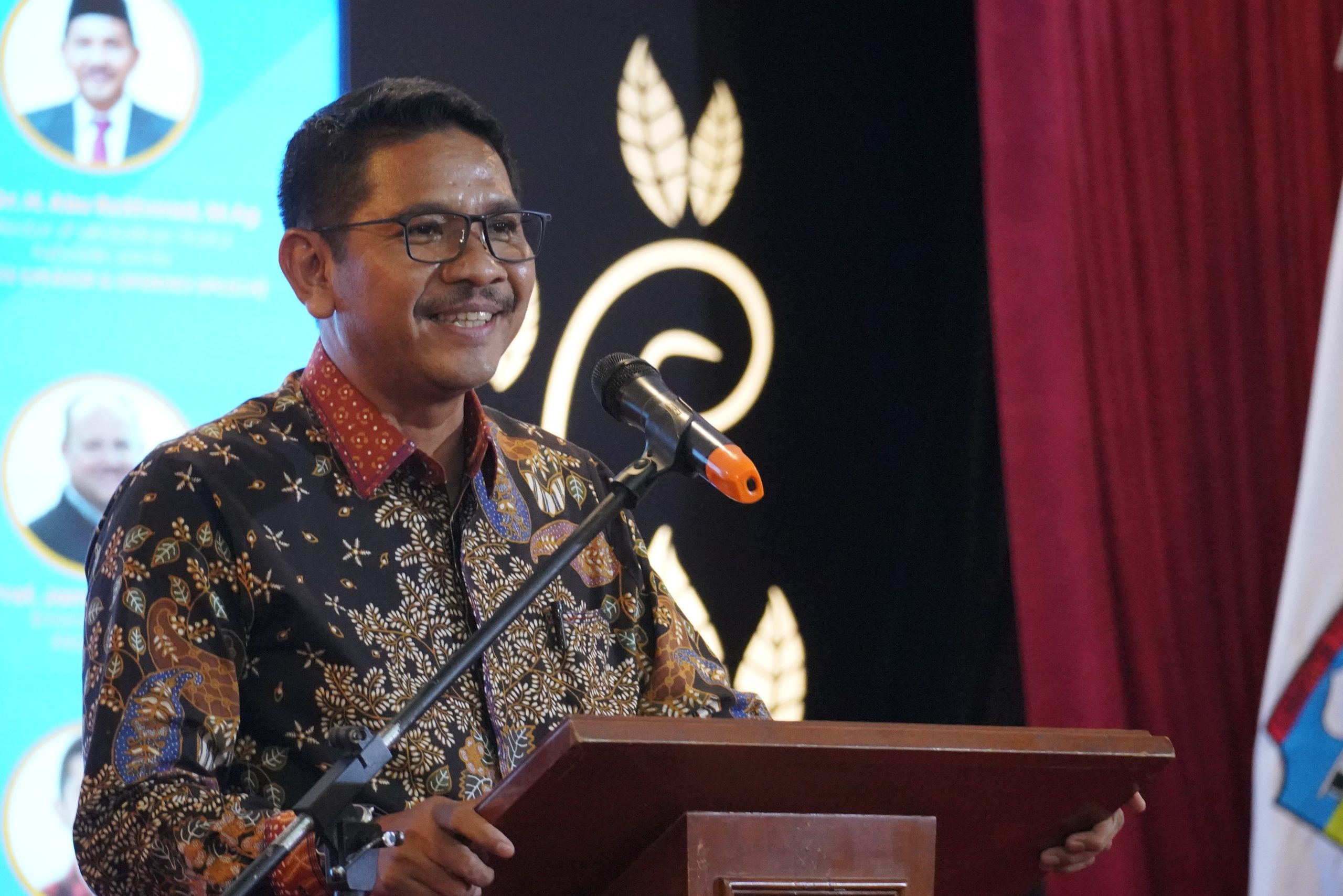 Peserta ICONIS dan Sivitas Akademika UIN SUTHA Jambi Penuhi Undangan Gala Dinner Pemprov Jambi Peserta ICONIS dan Sivitas Akademika UIN SUTHA Jambi Penuhi Undangan Gala Dinner Pemprov Jambi