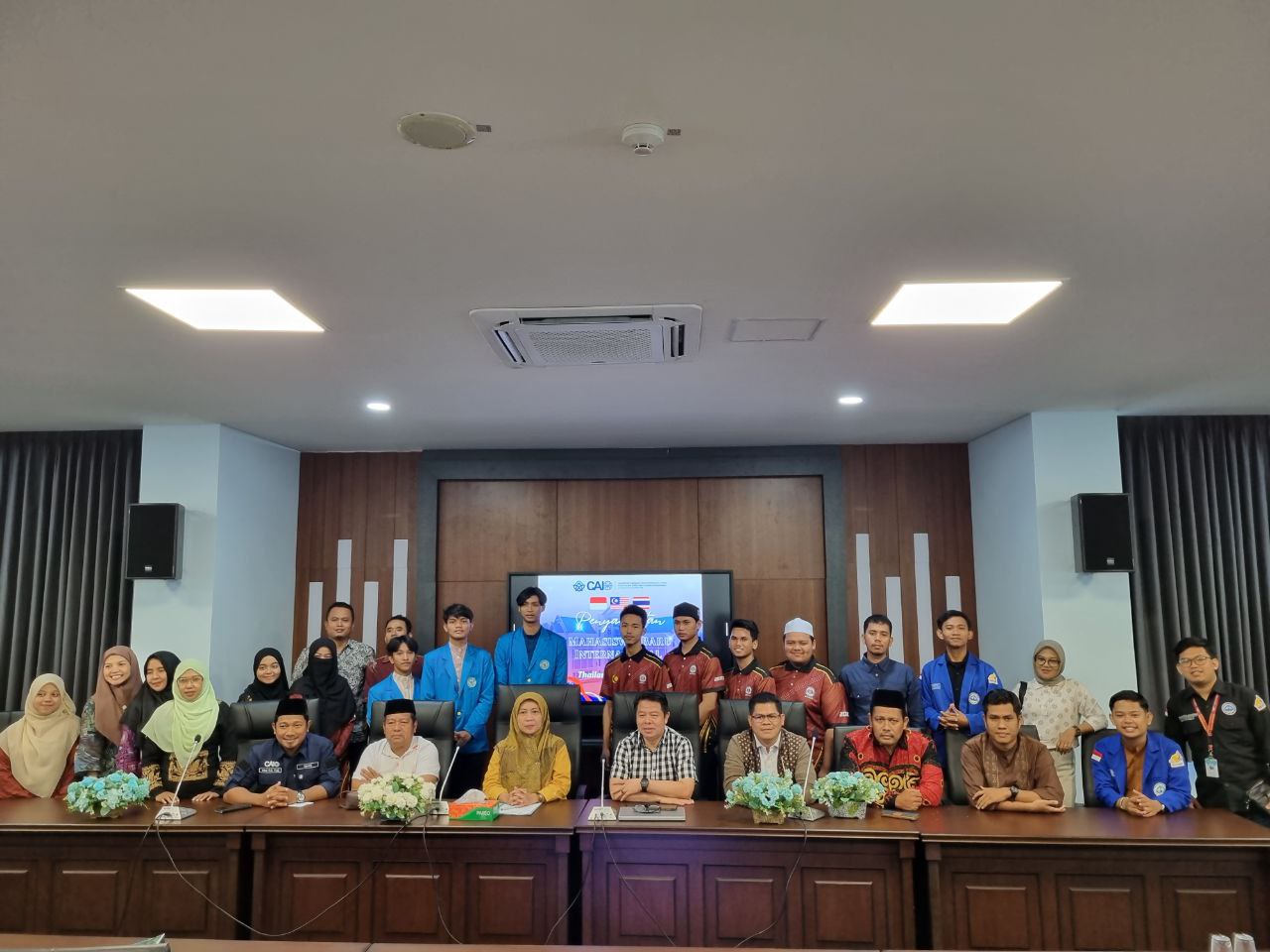 UIN Jambi Sambut Mahasiswa Baru Asal Malaysia dan Thailand UIN Jambi Sambut Mahasiswa Baru Asal Malaysia dan Thailand