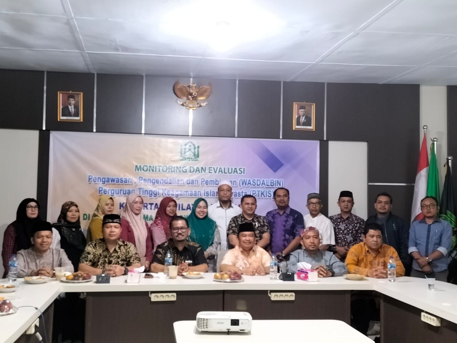 Safari Rektor UIN STS Jambi: IAI SMQ Bangko Diminta Terus Perkuat Promosi Safari Rektor UIN STS Jambi: IAI SMQ Bangko Diminta Terus Perkuat Promosi