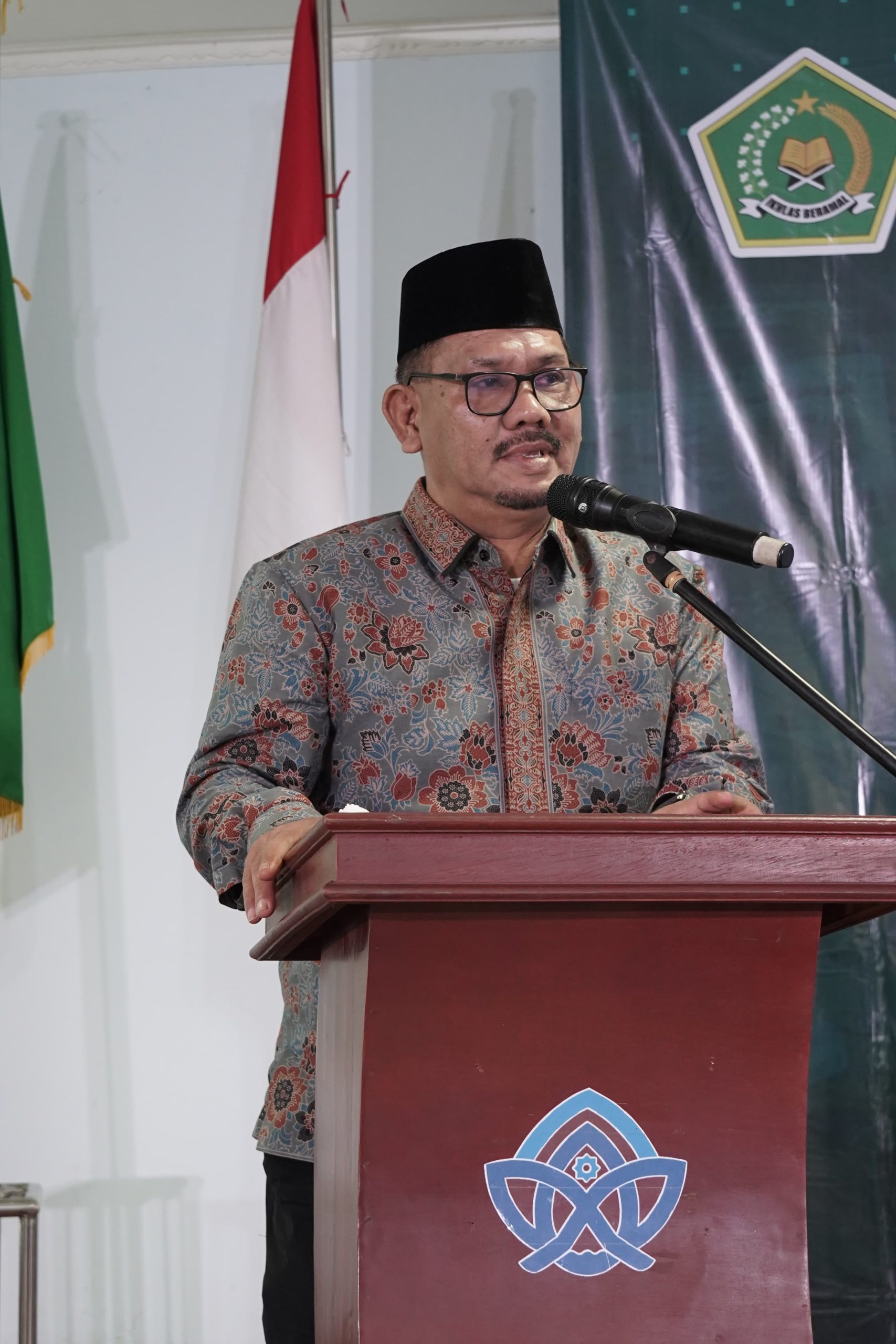 Rektor Hadiri Pengukuhan 292 Guru Profesional dari Prodi PPG UIN STS Jambi
