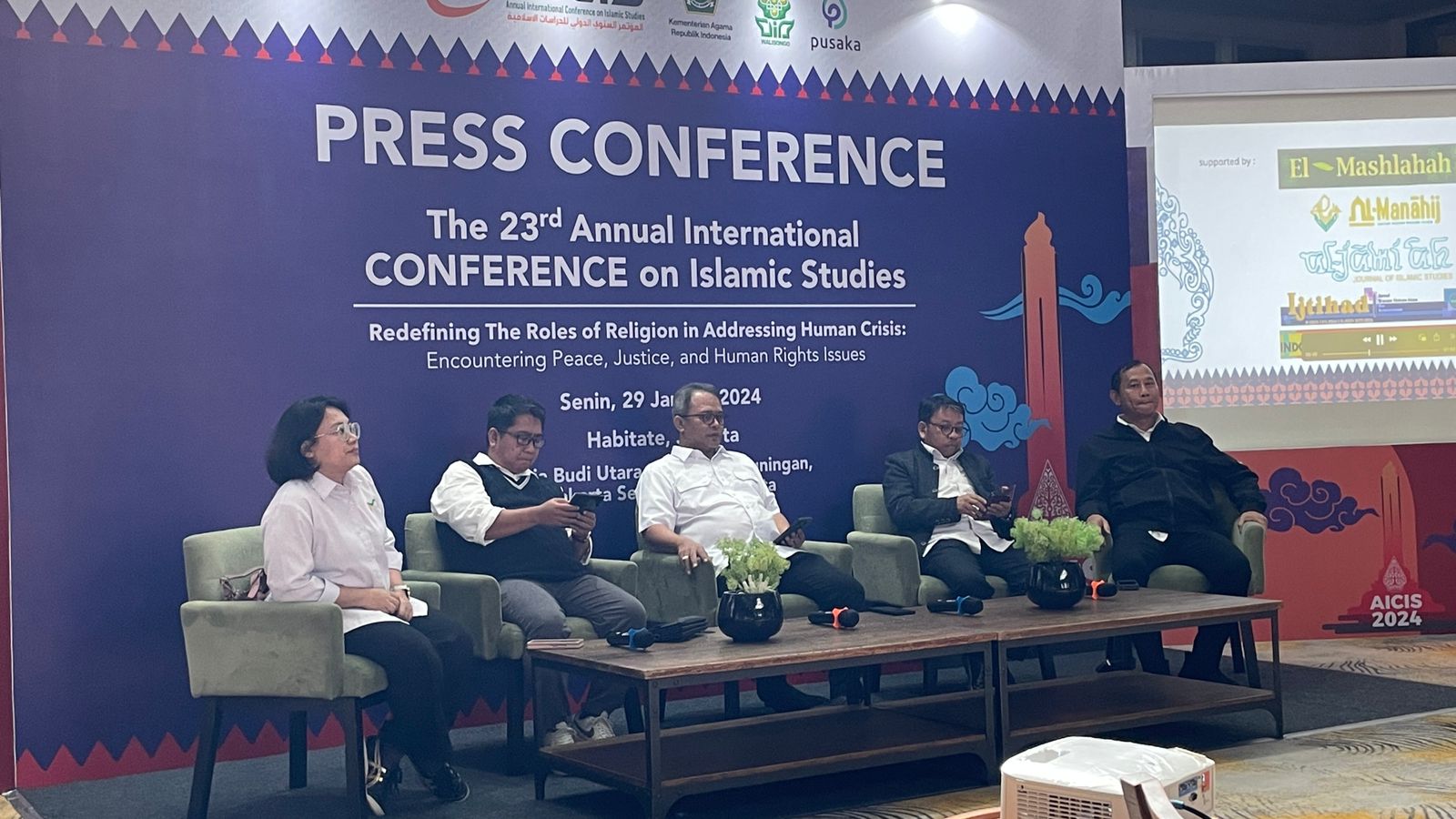 Ratusan Akademisi Internasional Kumpul di Semarang, Definisikan Ulang Peran Agama Hadapi Krisis Global Ratusan Akademisi Internasional Kumpul di Semarang, Definisikan Ulang Peran Agama Hadapi Krisis Global