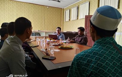 Sukseskan Program Internasionalisasi Kampus: Pusat Layanan Kerjasama Internasional adakan Rapat Koordinasi dengan Mahasiswa Asal Malaysia dan Thailand